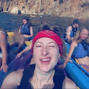 Meet your Posher, Maddie